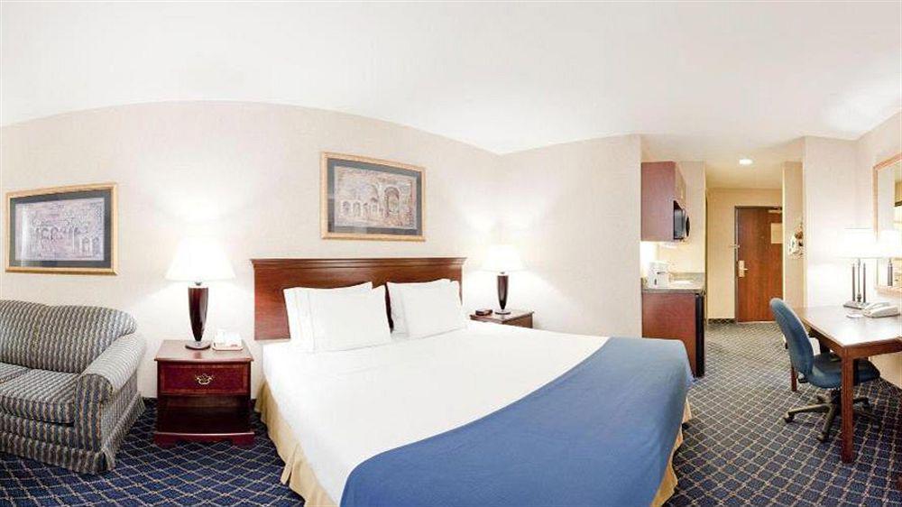 Holiday Inn Express Hotel & Suites Farmington, An Ihg Hotel Buitenkant foto
