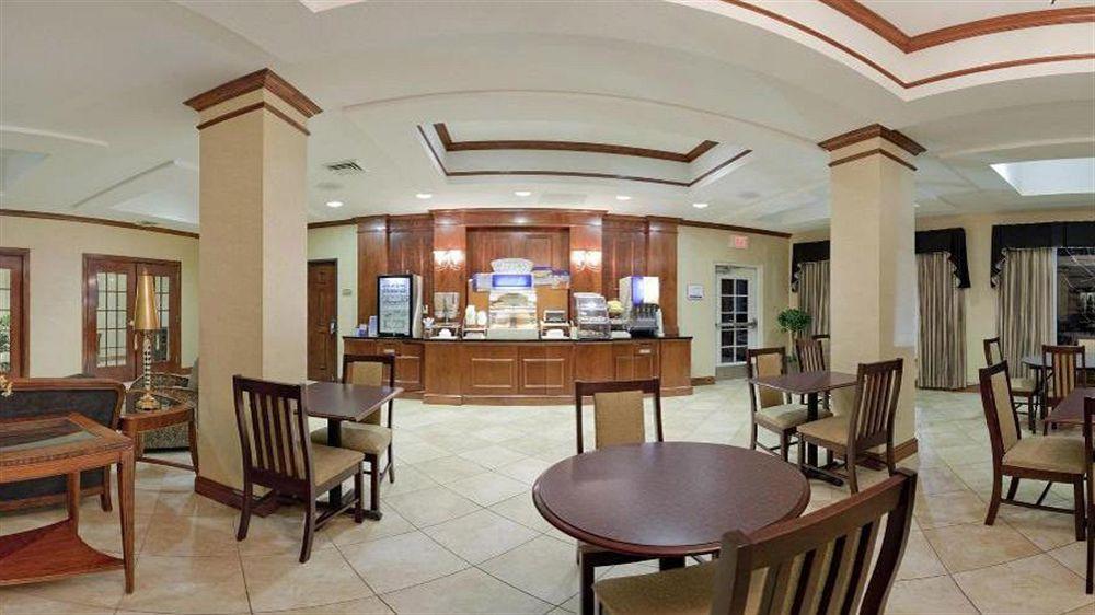 Holiday Inn Express Hotel & Suites Farmington, An Ihg Hotel Buitenkant foto